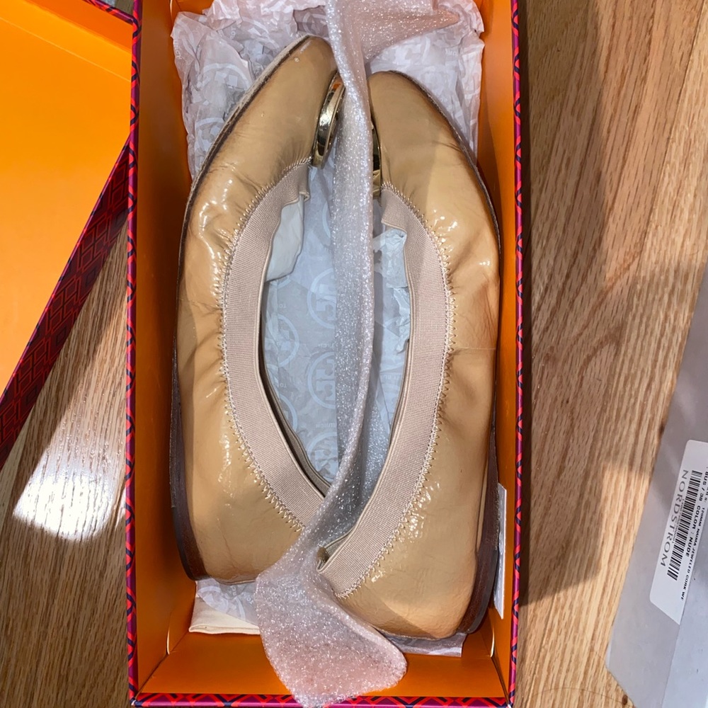 Tory Burch Flats 8.5